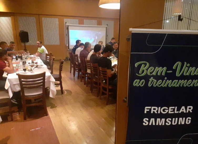 Projetor, tela de projeção, telão, estrutura backdrop, sonorização em Recife PE